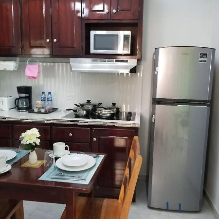 Royal View Apartment Plus Belize City Exteriér fotografie
