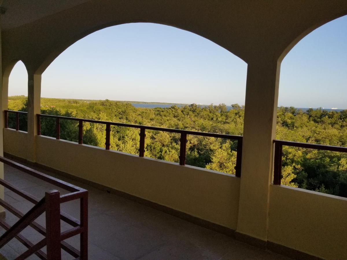 Royal View Apartment Plus Belize City Exteriér fotografie